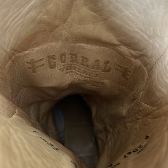 Corral - Vintage Western Boots - Tan/Red - 6 1/2M - Picture 14 of 14